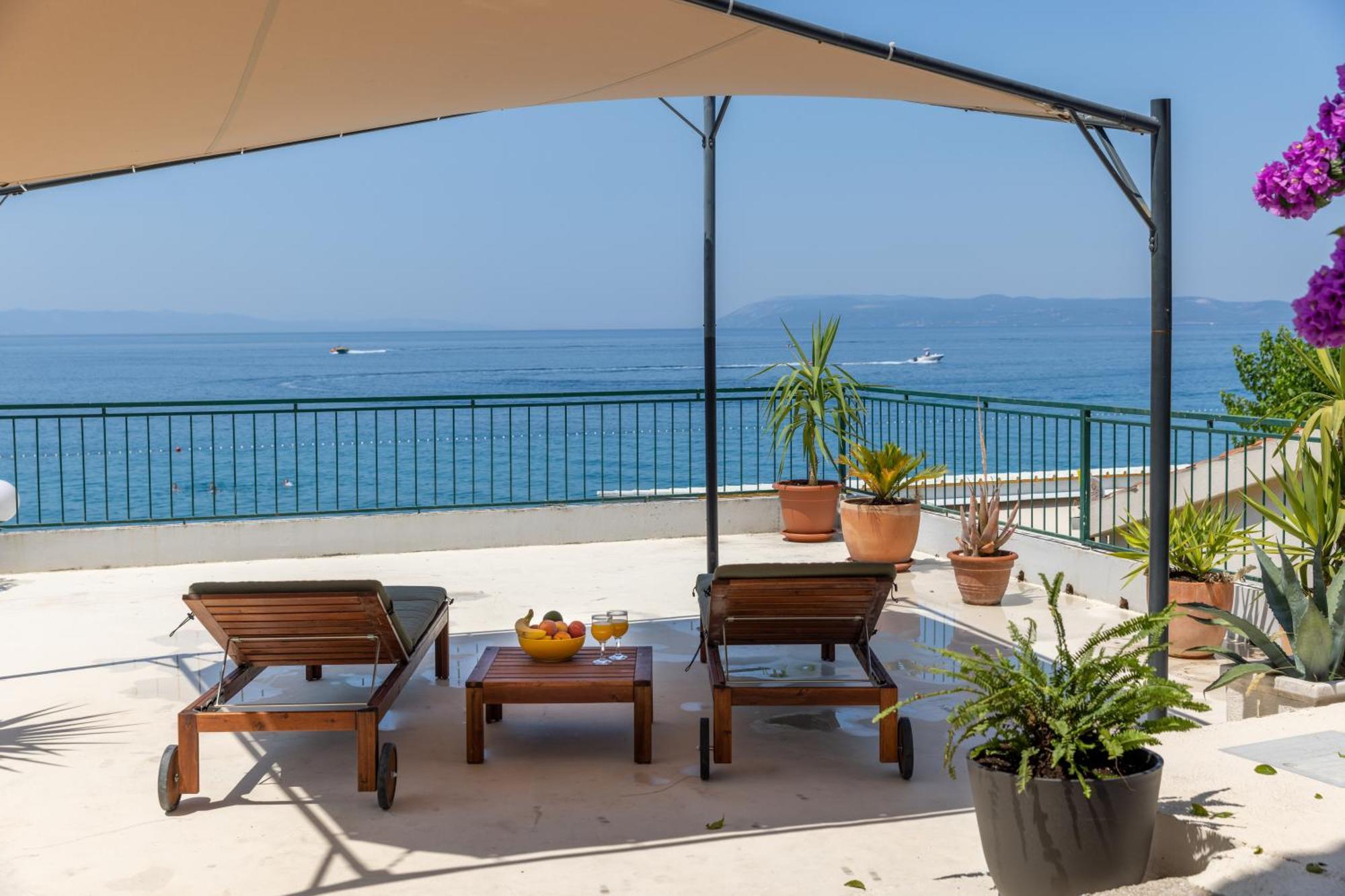 Beachfront Comfort Apartment Nives Tučepi Zewnętrze zdjęcie